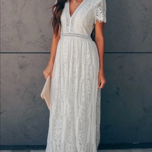 V neck short sleeve lace maxi dress